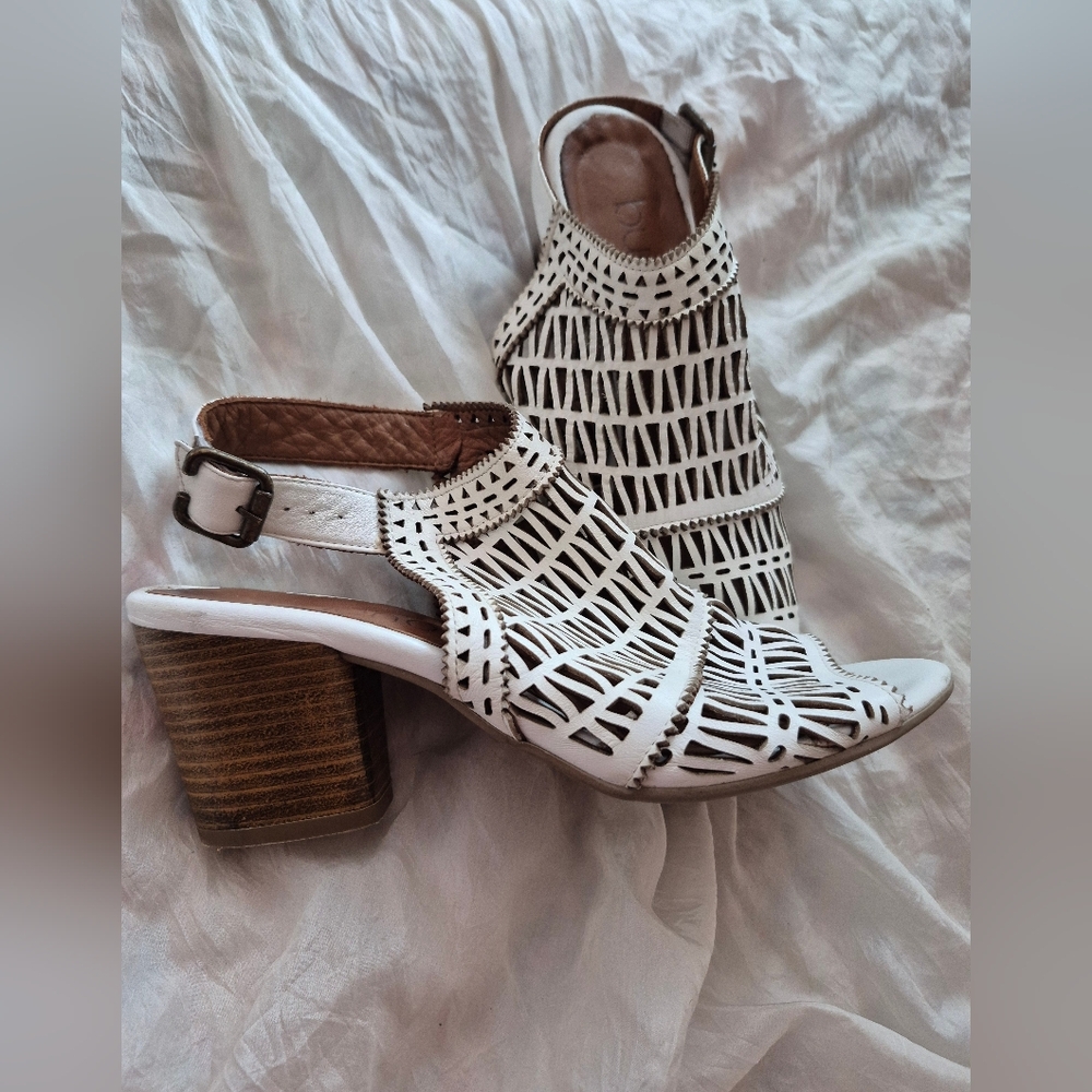 Bueno Leather Candice Sandals With Stacked Heel Size 39 Or 8.5 - Picture 5 of 8